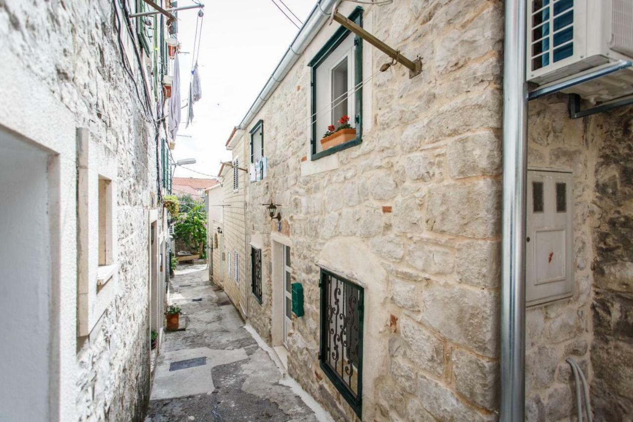House "Anno 1881"-Center Of Split Appartement Buitenkant foto